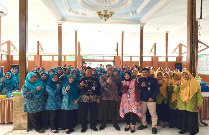 GenBI Komisariat UPS Tegal : Sosialisasi CBP dan QRIS bersama Masyarakat Adiwerna Tegal