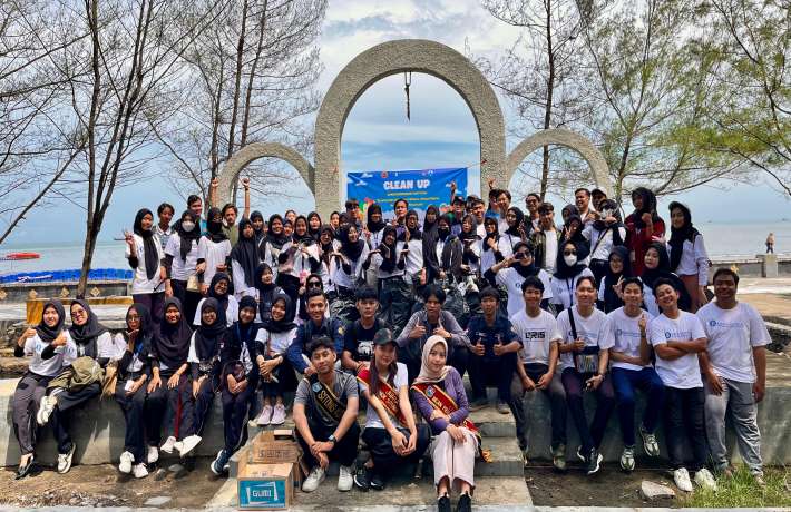 GenBI Komisariat UPS Tegal Mengadakan Coastal Clean Up dan Digitalisasi Tempat Wisata