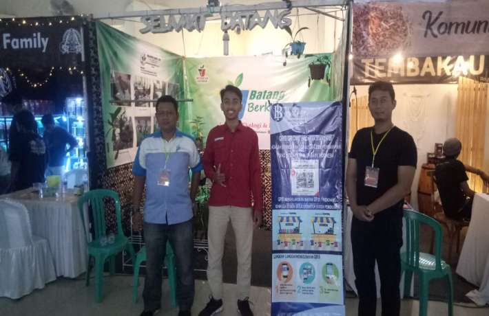Sosialisasi QRIS bersama GenBI dalam Batang Ekraf Festival
