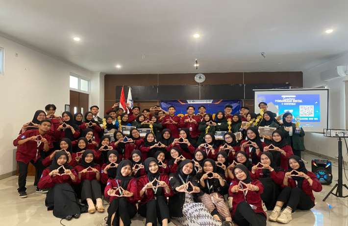 Kompetisi Antar Kampus di Pekalongan, GenBI Tegal Komisariat UIN Gus Dur Sukses Gelar GCC III